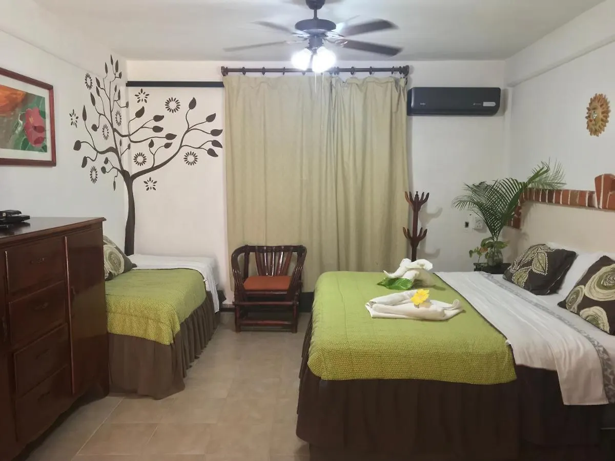 Apartamento Suites Fenicia Playa del Carmen