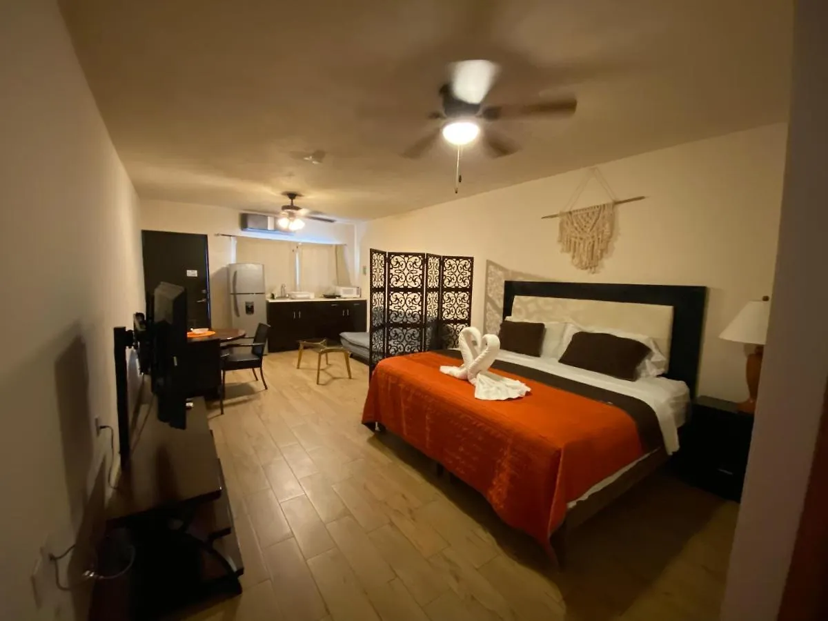 Apartamento Suites Fenicia Playa del Carmen